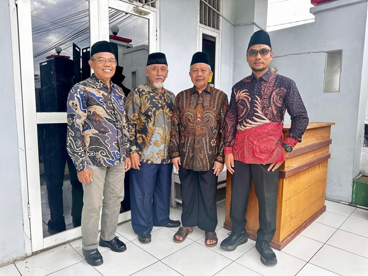 Tim Pengajar